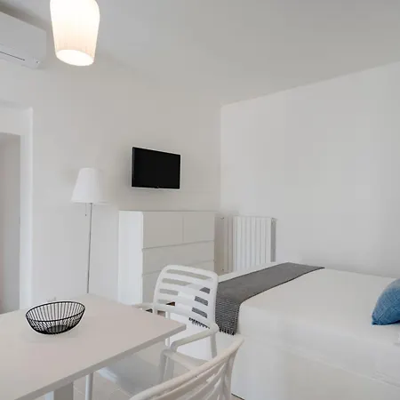 Pausa Mare Lodge * Polignano a Mare