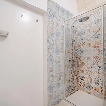 Pausa Mare * بولينيانو آ ماري